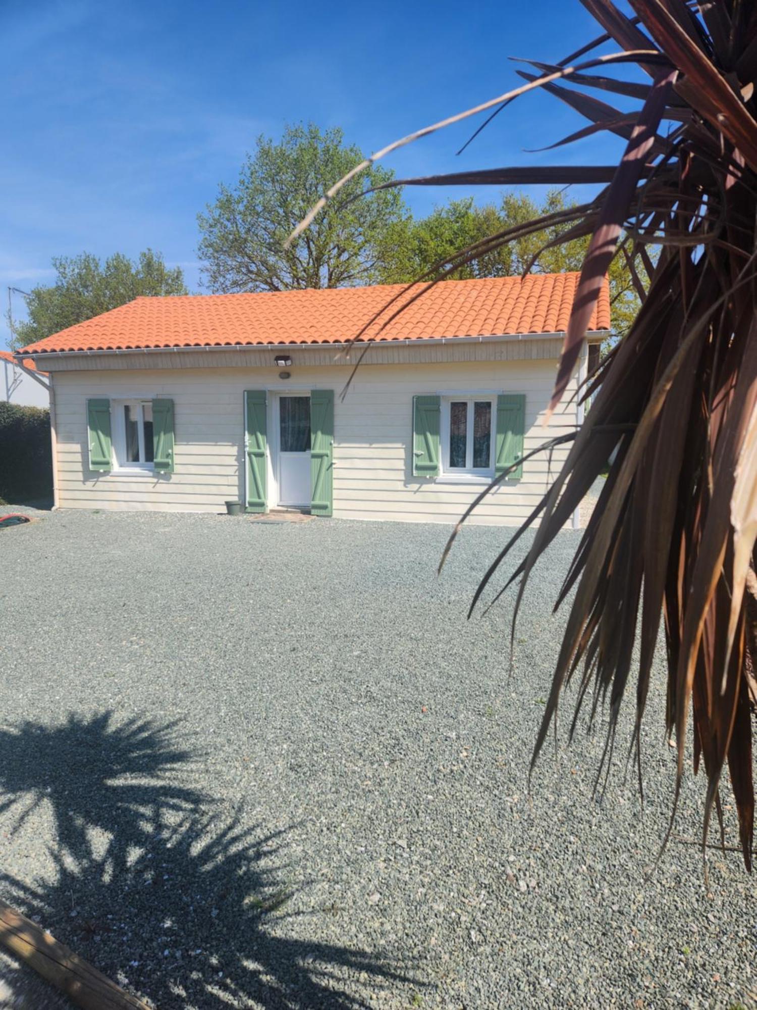 La Cabane De Megue Froidfond Exterior photo